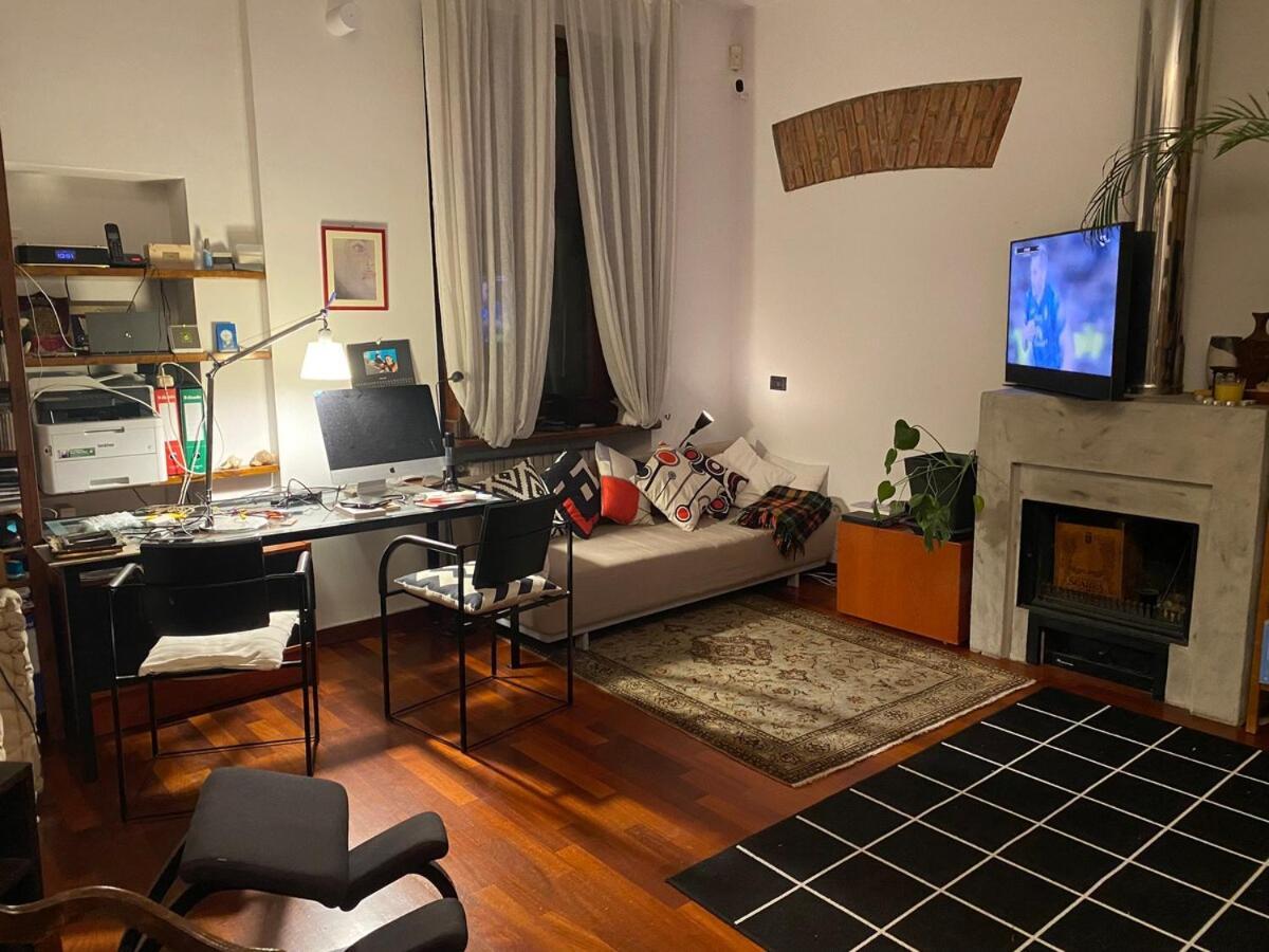 Adalbert House On 2 Levels *