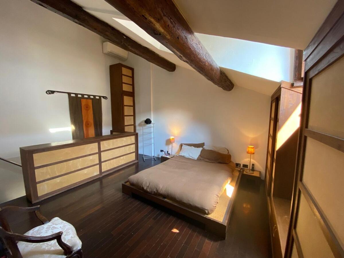 Adalbert House On 2 Levels